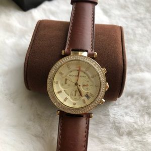 COPY - NWOT Michael kors Women’sChronograph Parker . Last one